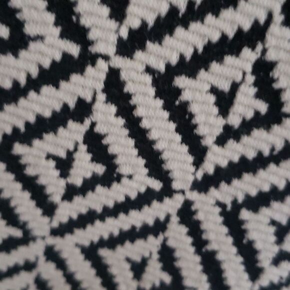 Chico's top women’s size large SZ 12 size 2 Chico’s white black textured… - Picture 5 of 11